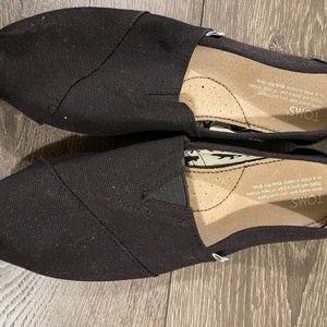 Toms shoes